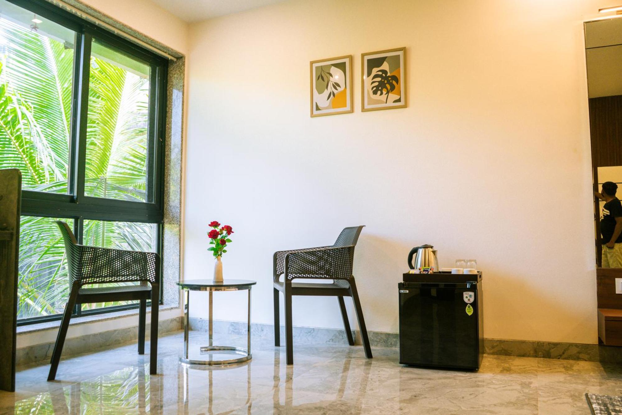 Hotel Aqualina Bhogwe Zewnętrze zdjęcie