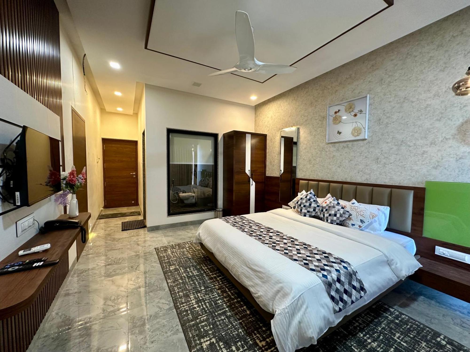 Hotel Aqualina Bhogwe Zewnętrze zdjęcie