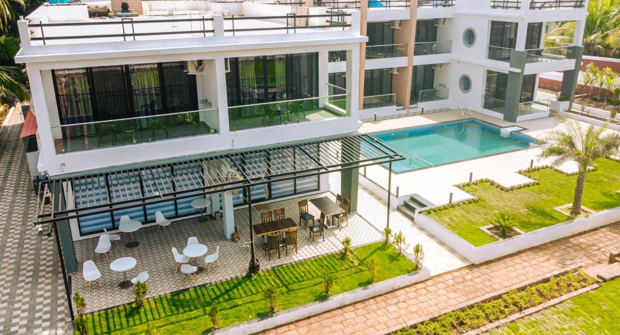 Hotel Aqualina Bhogwe Zewnętrze zdjęcie